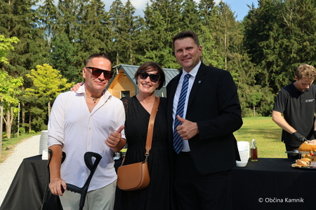 Bela Resort odprl vrata obiskovalcem – nova zgodba turizma v objemu narave nad Motnikom (2)